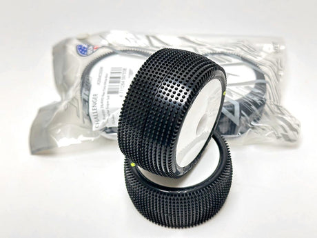 JETKO JK2004CSSGW - Jetko Challenger 2wd & 4wd 1:10 Buggy 2.2 RR Tyres White Wheel S.Soft