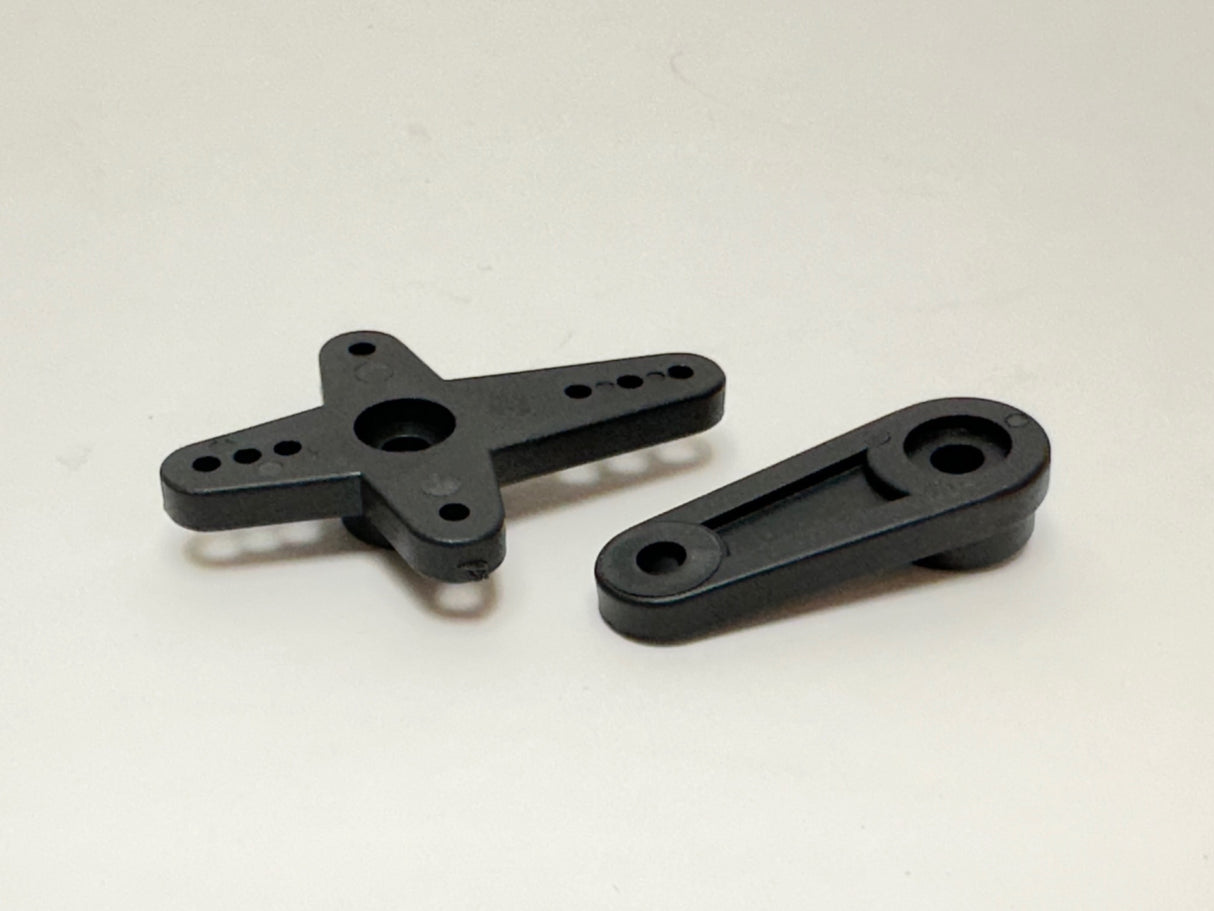 KYOSHO K.82276 - Servo Horn Set Kyosho 1:8 Readyset 2 pcs