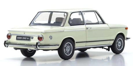 KYOSHO DIE CAST KS08543W - Kyosho 1:18 BMW 2002 Tii 1972 White