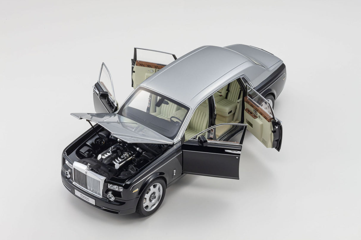 KYOSHO DIE CAST KS08841BKS - Kyosho 1:18 Rolls-Royce Phantom EWB 2012 Black Silver