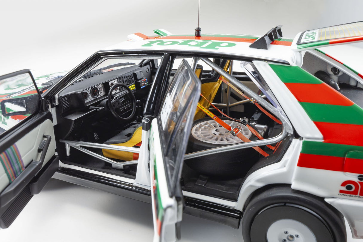 KYOSHO DIE CAST KS08960C - Kyosho 1:18 Lancia Delta HF 4WD Targa Florio 1987 Team Totip Nr.1