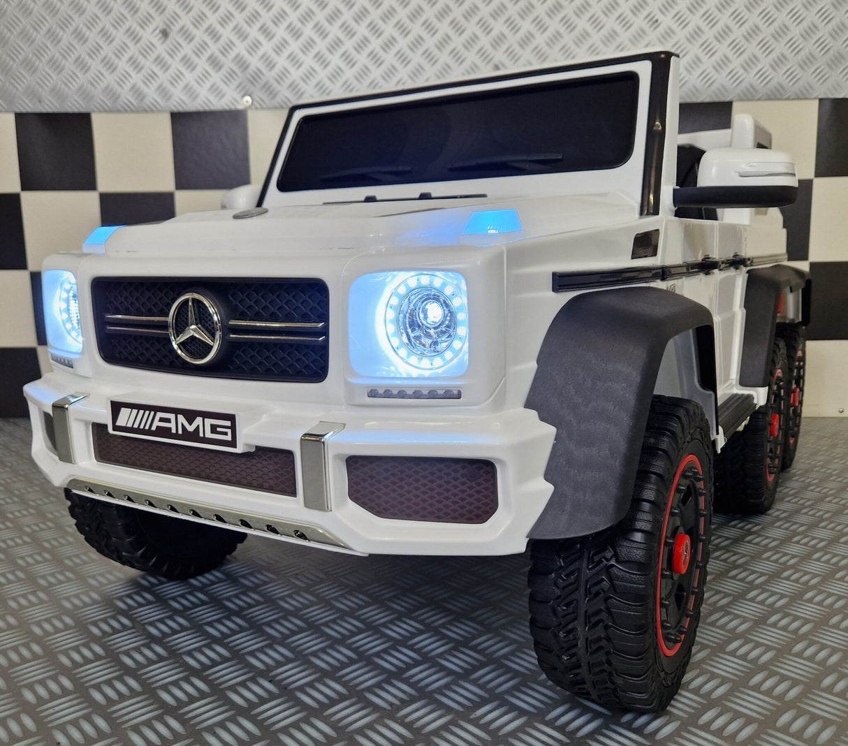 Children's car Mercedes G63 6x6 AMG 1 person white
