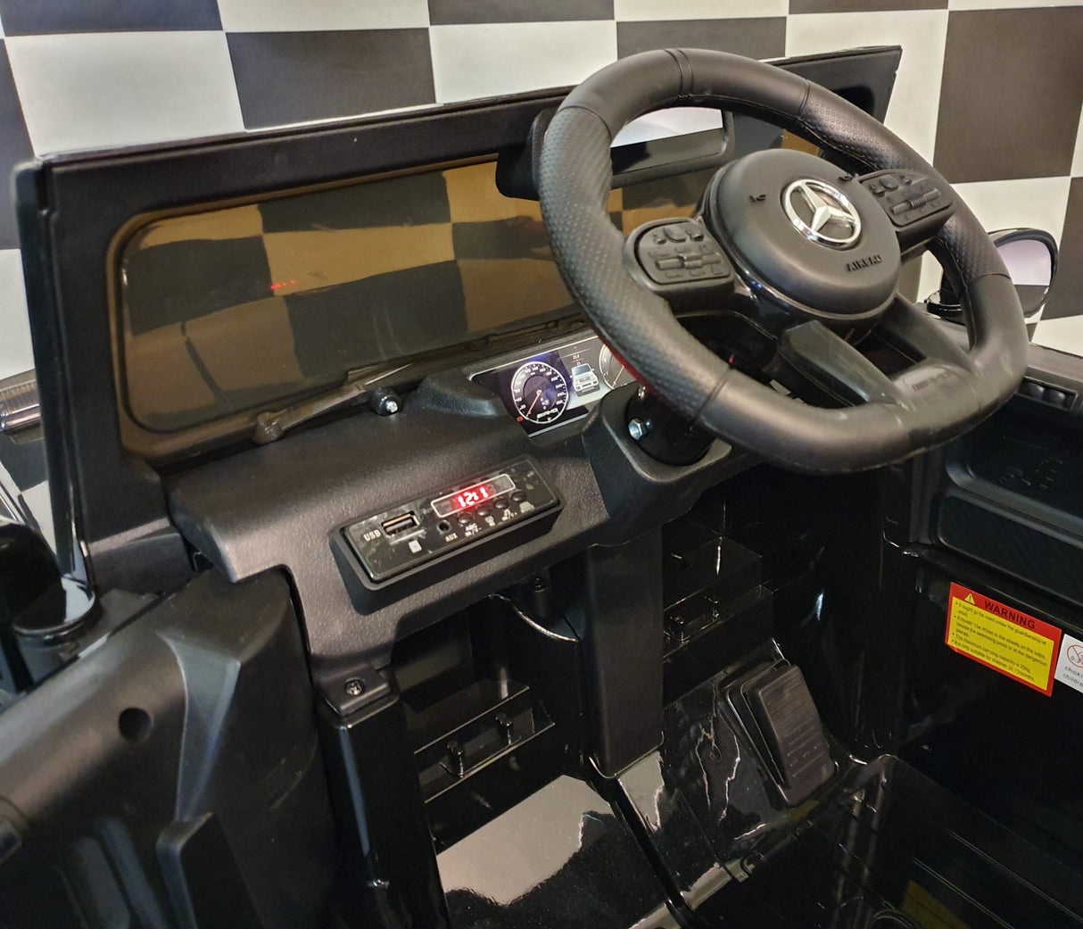 Children's car Mercedes G63 12V black 1 person