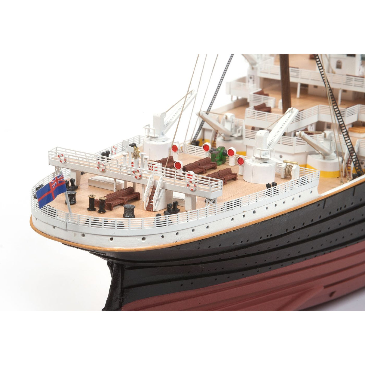OcCre Titanic 1/300 Ocean Liner 896mm