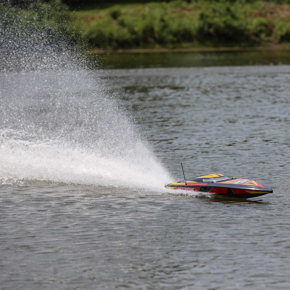 Sonicwake V2 36 Self-Righting, BL, : RTR