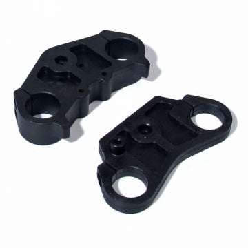 SkyRC SK700002-02 - Främre Fjäderbenfäste - SR5