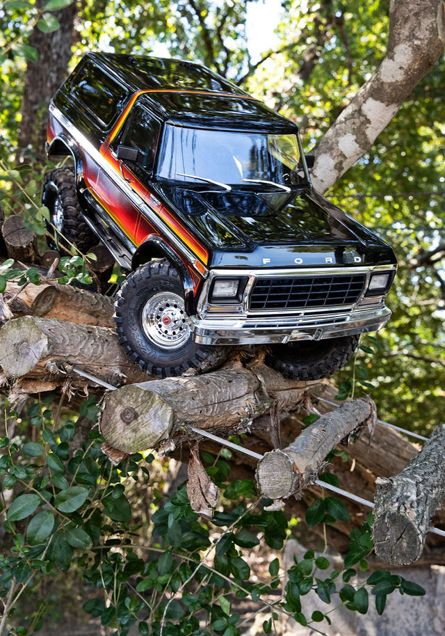 Traxxas 82246-4 TRX-4 Ford Bronco Ranger XLT Crawler RTR Clipless