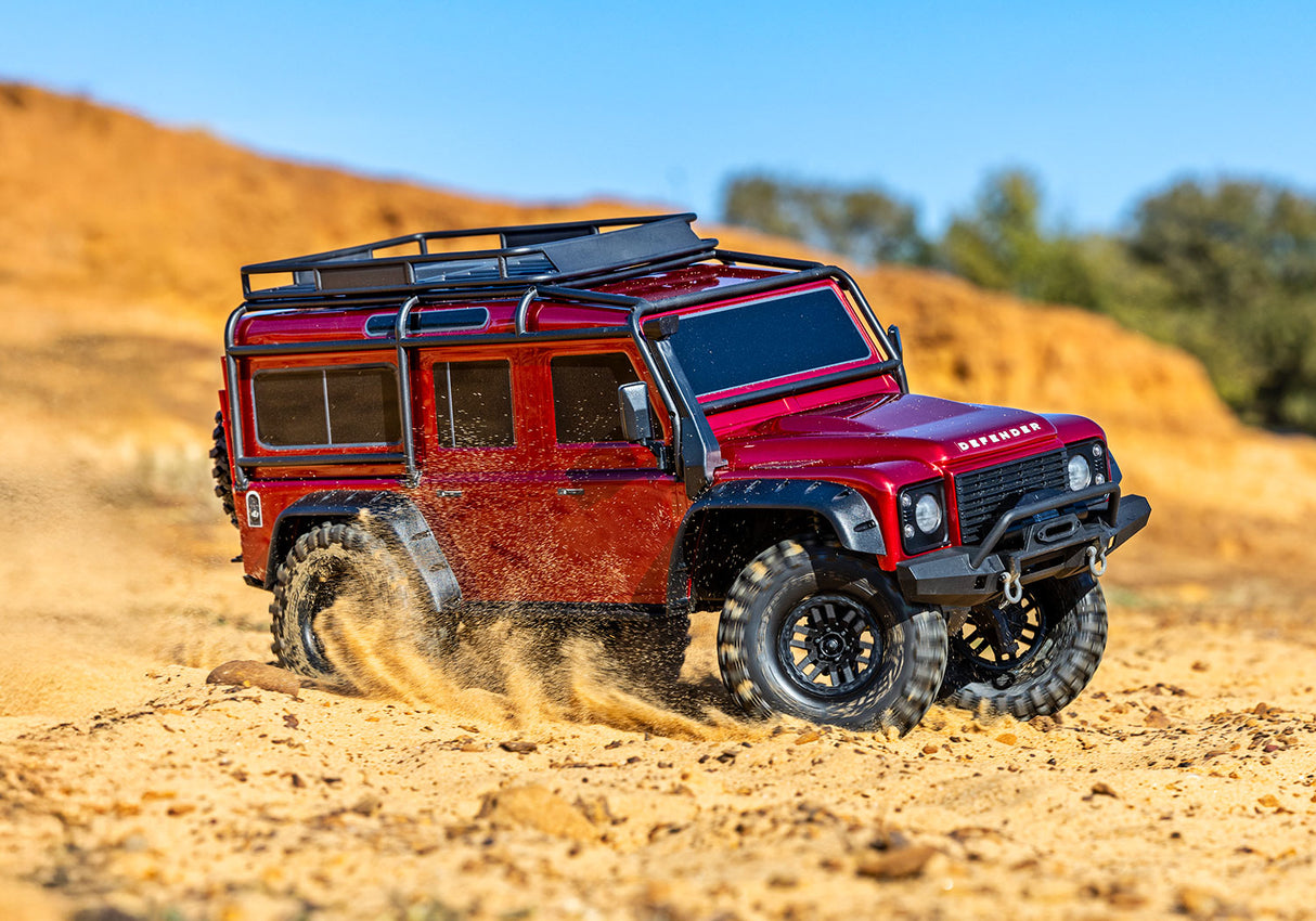 Traxxas 82256-4 TRX-4 Land Rover Defender Clipless RTR