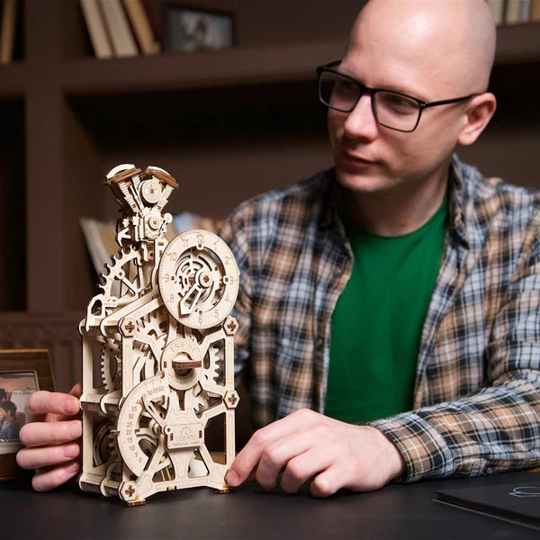 Ugears Engine Clock