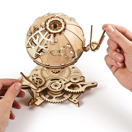 Ugears Globus