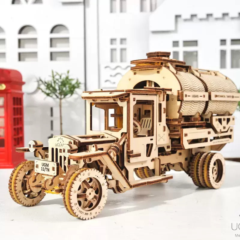 Ugears klassisk tankbil
