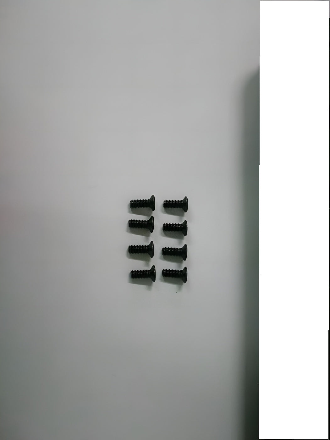 Phillips Countersunk Screw M3x7mm (8)