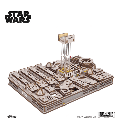 UGEARS Star Wars Luke Skywalkers X-Wing Starfighter – 3D træbyggesæt med motor (455 dele)