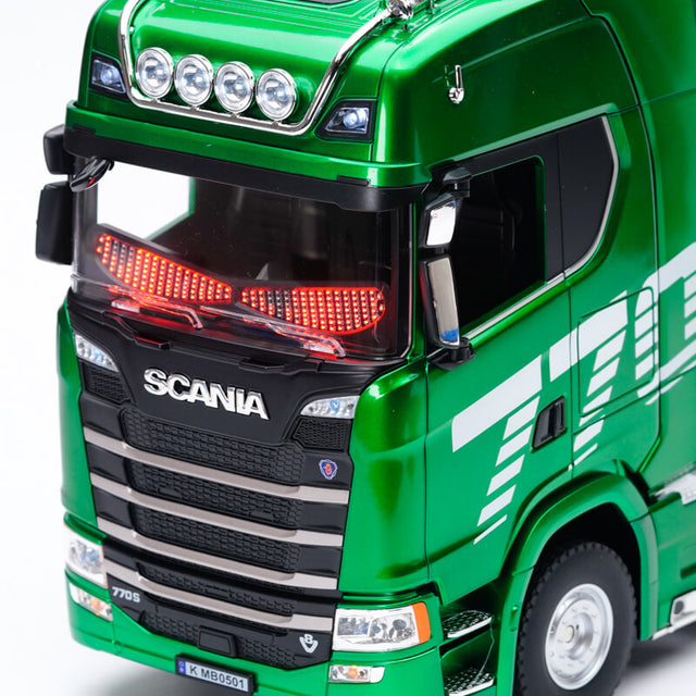 Huina LED Demon Eyes-sæt monteret på Scania 770S