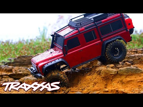 Traxxas 82256-4 TRX-4 Land Rover Defender Clipless RTR