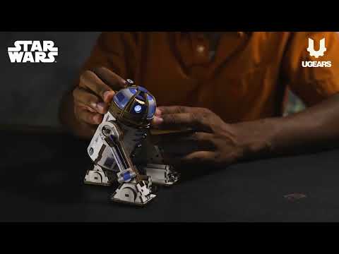 UGEARS Star Wars R2-D2 – 3D træbyggesæt med LED-projektor (315 dele)
