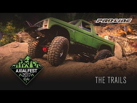 85 Toyota HiLux SR5 Clr Body:SCX10 Honcho 12.3 WB