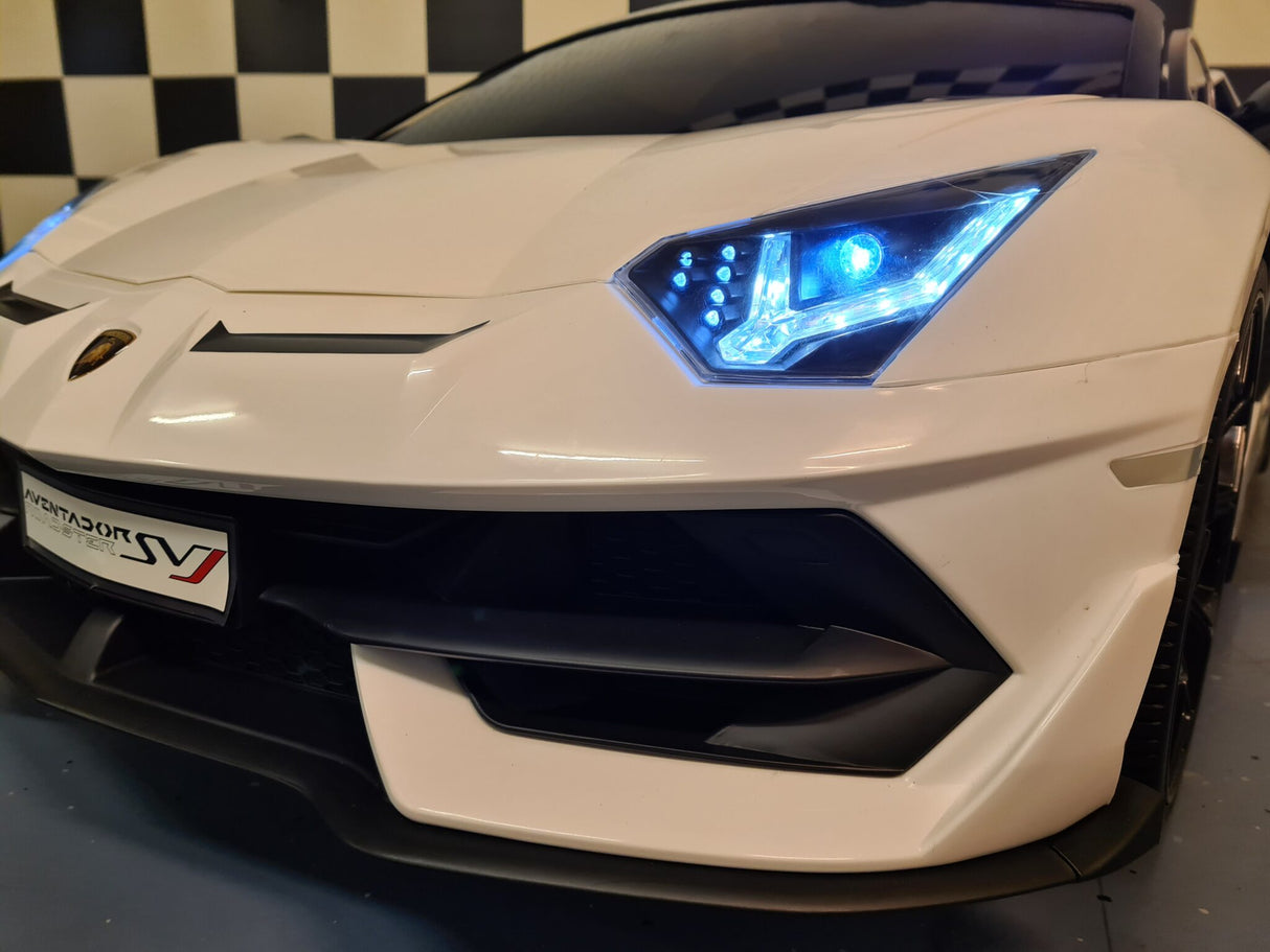 Lamborghini Aventador 2 person 24 volt with drift white