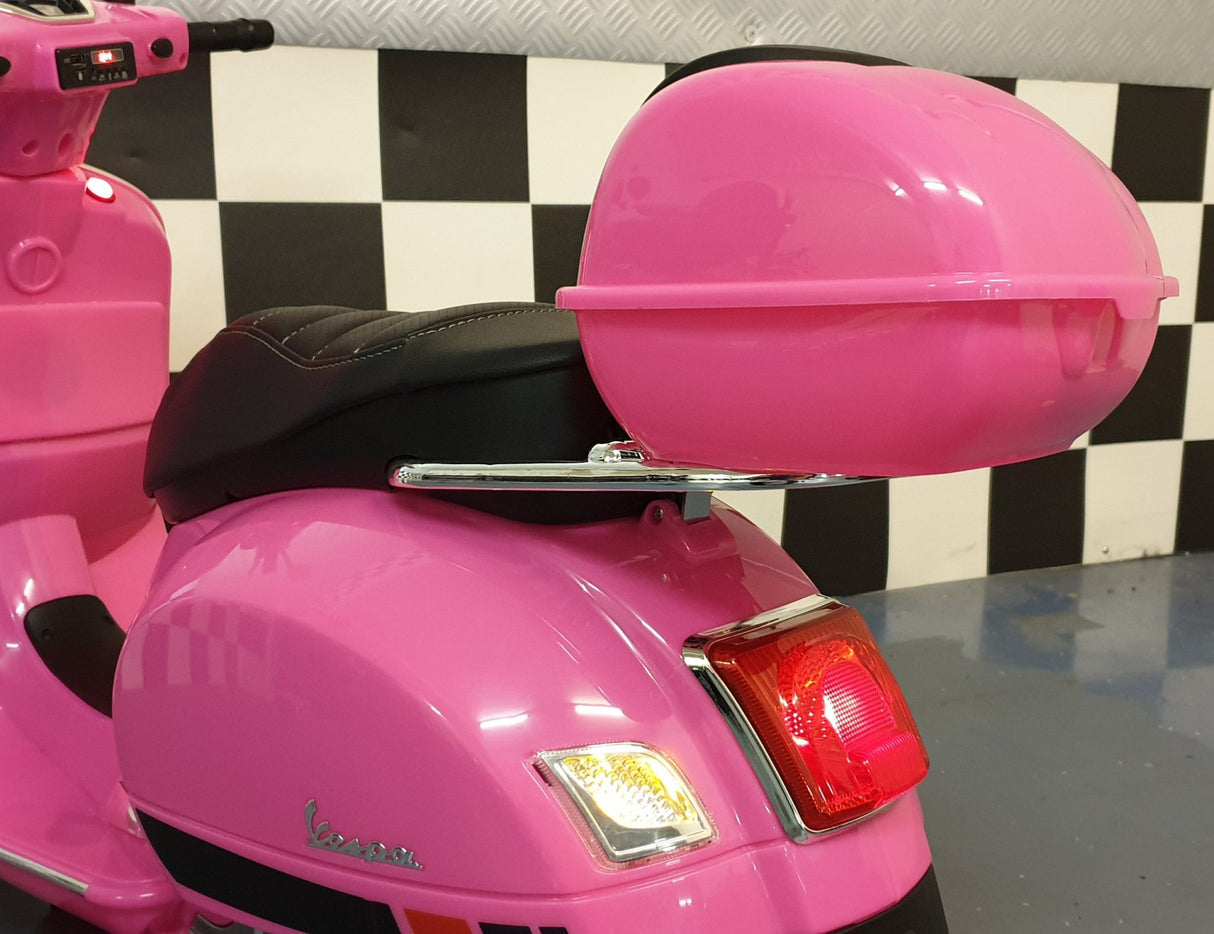 Vespa GTS children's scooter Pink 12 volts with windshield