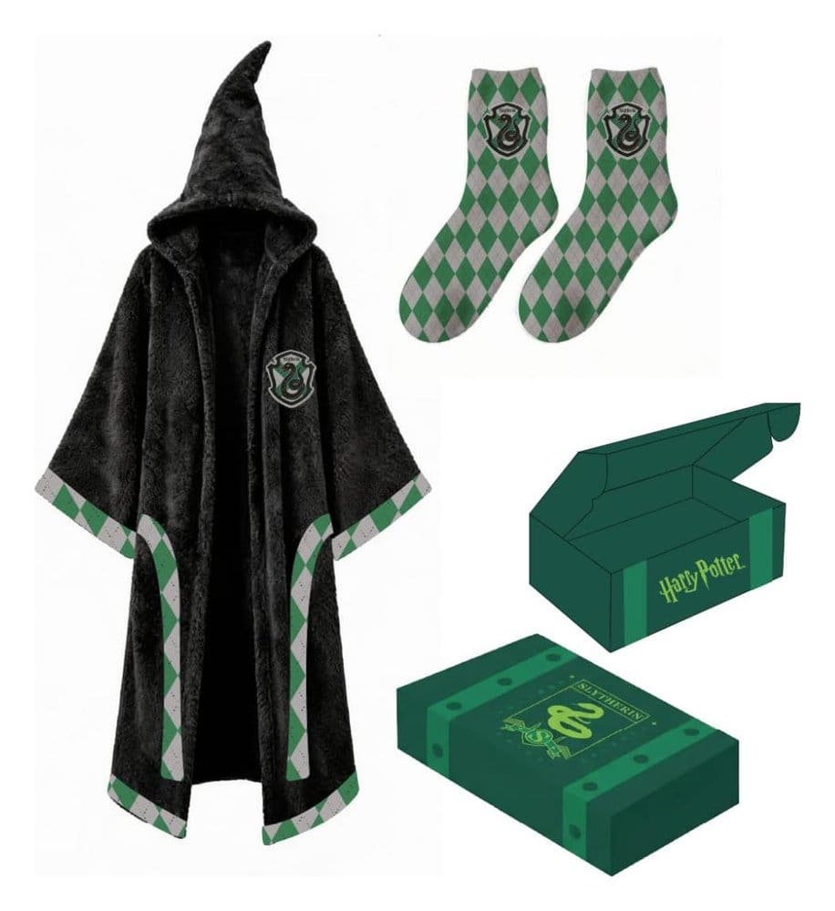 Harry Potter Fleece Cape & Socks Gift Set