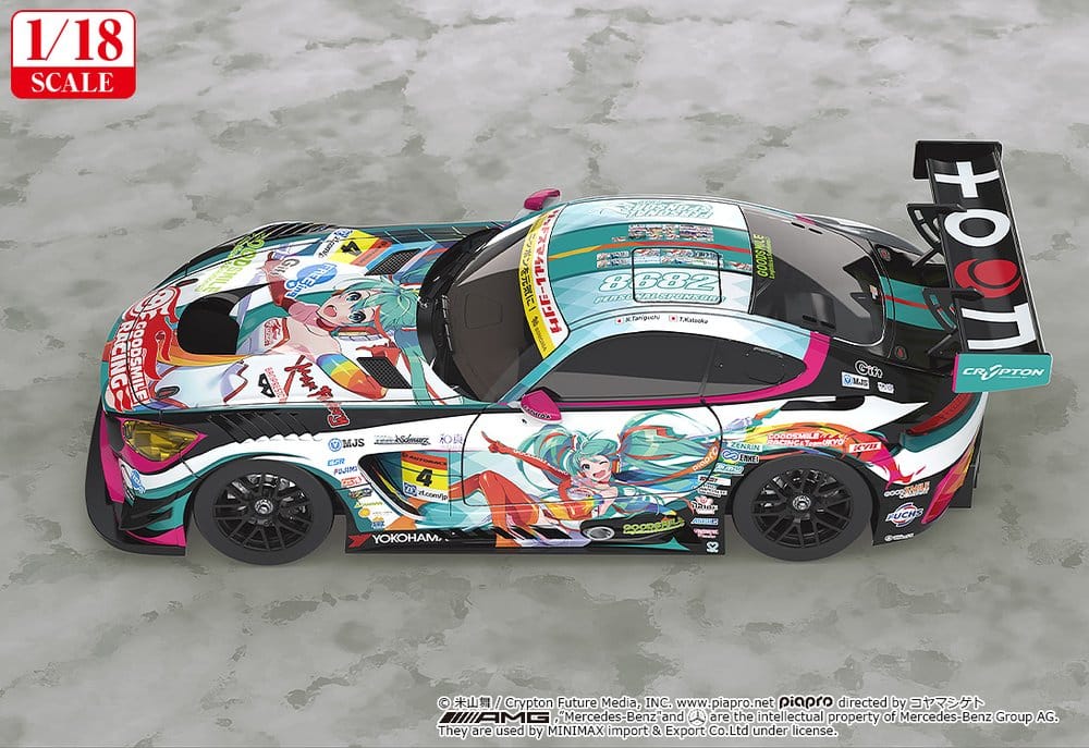 Hatsune Miku GT Project Vehicle 1/18 Good Smile Hatsune Miku AMG 2016 SUPER GT Ver. 26 cm