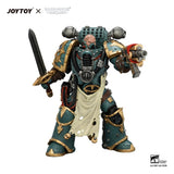Warhammer Action Figure Sons of Horus Maloghurst the Twisted, the Warmaster's Equerry 13 cm