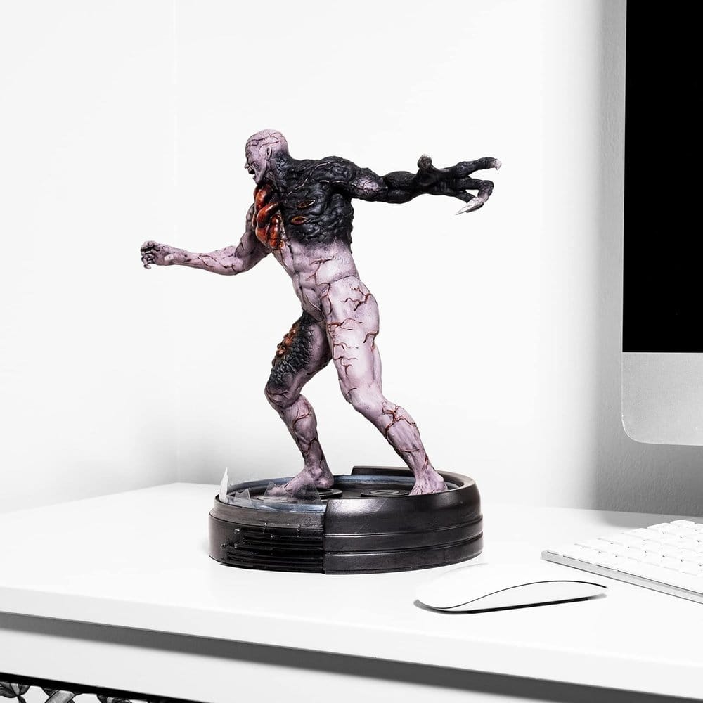 Resident Evil Statue Tyrant
