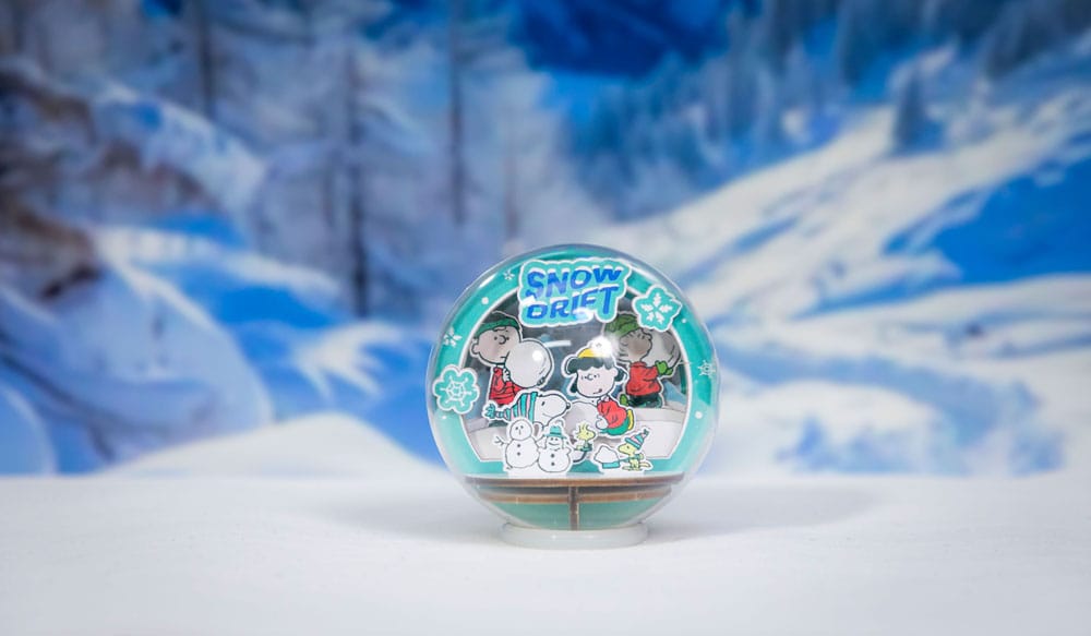 Peanuts Puremind Model Kit Wooden Theater Globe Snow Drift