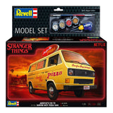 Stranger Things Model Kit Set 1/25 VW T3 Bus Surfer Boy (Aqua Color) 19 cm