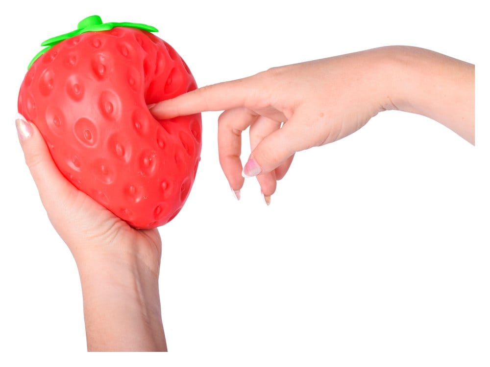 Squishy Stretch figure Strawberry 15 cm Display (4)